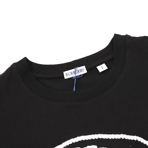 Burberry Oval Equestrian Knight Embroidery T-Shirt