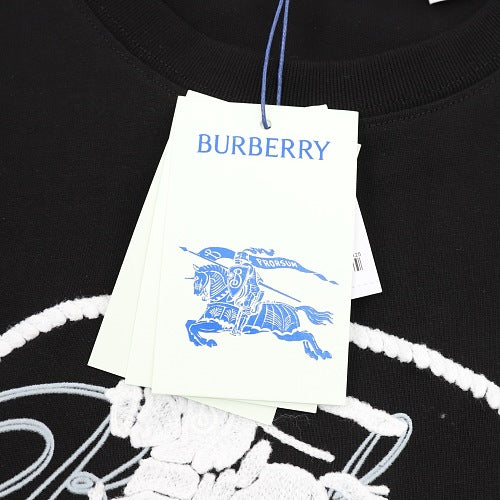 Burberry Oval Equestrian Knight Embroidery T-Shirt