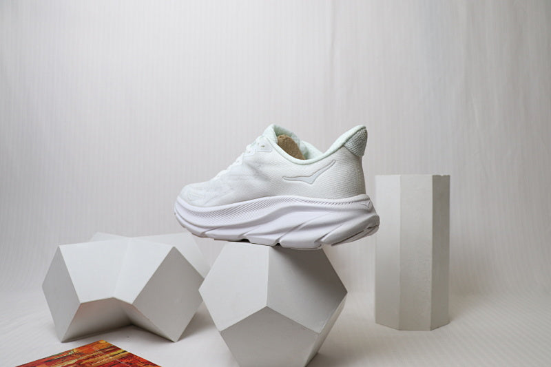 HOKA Clifton 9 Running Shoes