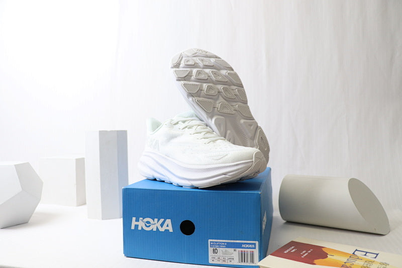 HOKA Clifton 9 Running Shoes