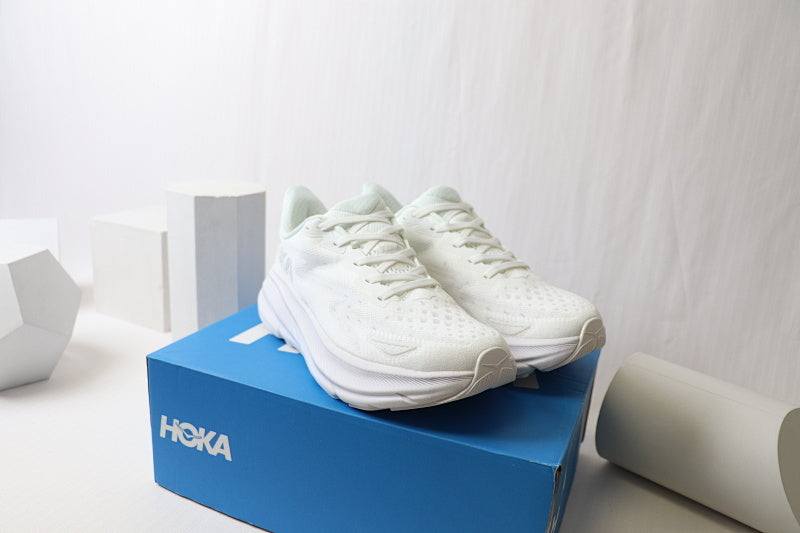 HOKA Clifton 9 Running Shoes